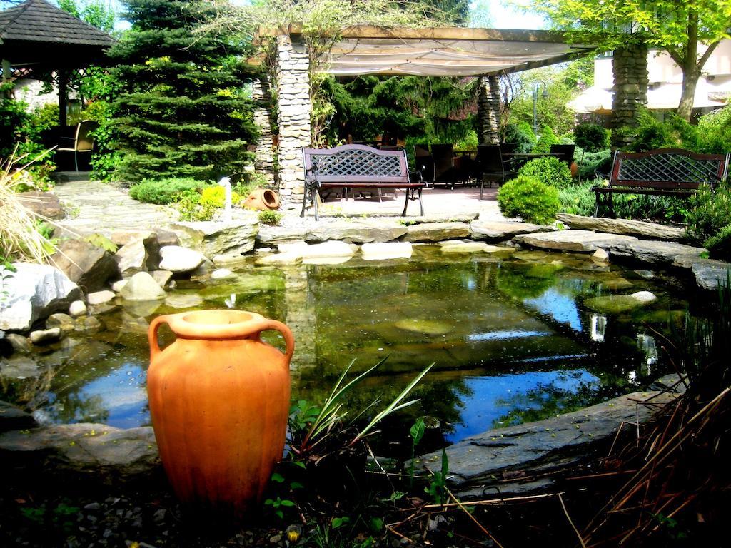 Papuga Park Hotel Wellness Marrakesz & Spa Bielsko-Biała Exterior foto
